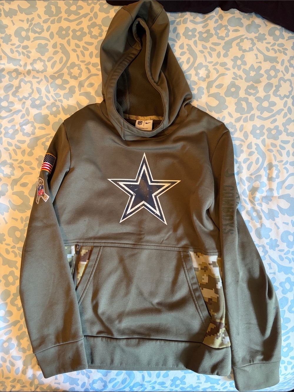 Dallas Cowboys salute to service Hoodie